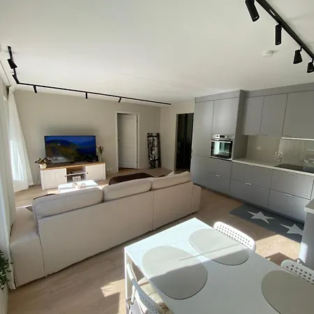 Ons - Modern And Apartment, 10 Min Walk To Center *